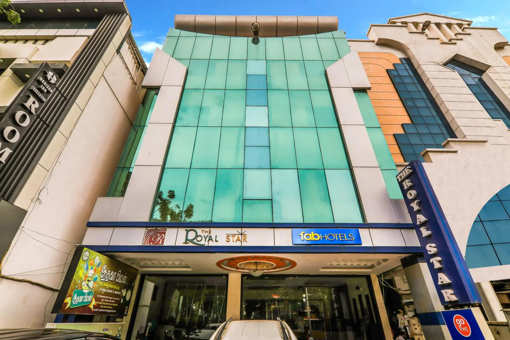 FabHotel Royal Star