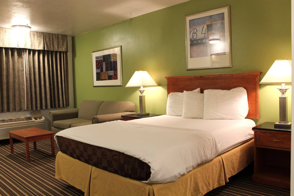 Americas Best Value Inn Boardman