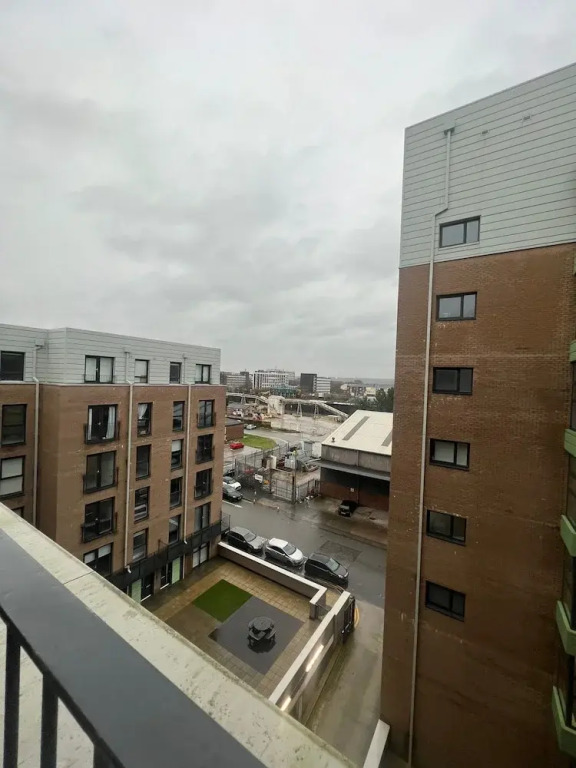 Highend 2bed Duplex Apt With Top Floor Terrace