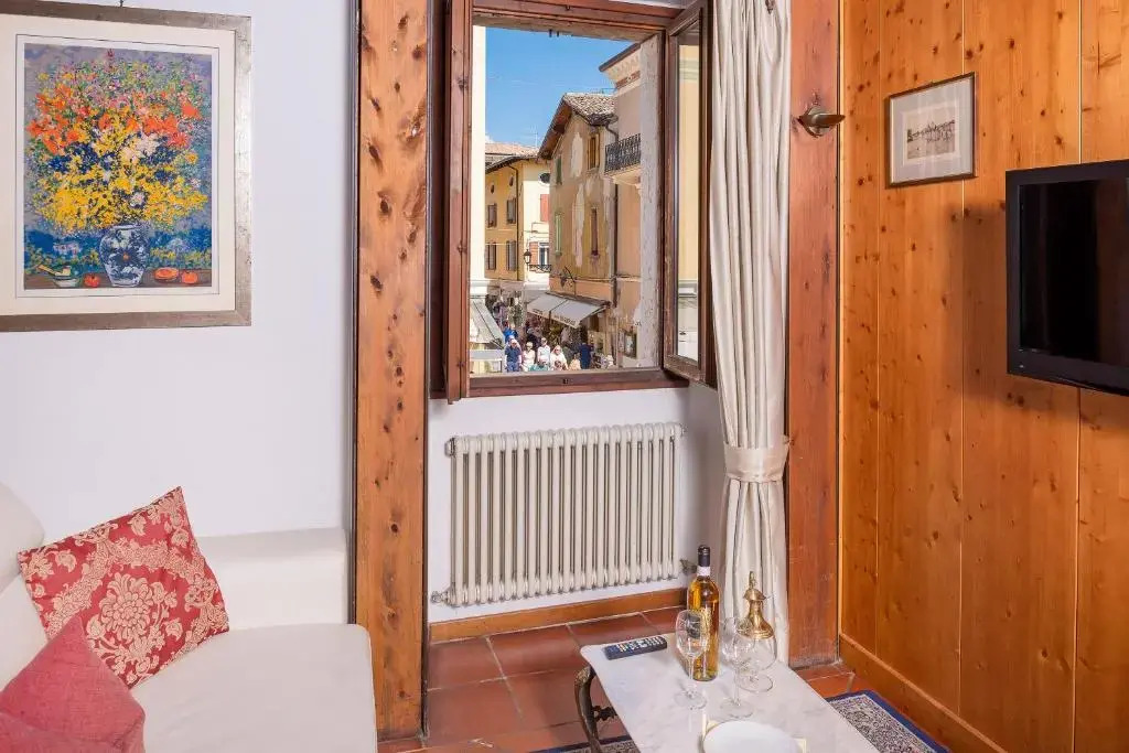 CaDinora - Caesar apartment