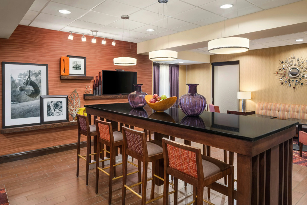 Hampton Inn Belle Vernon