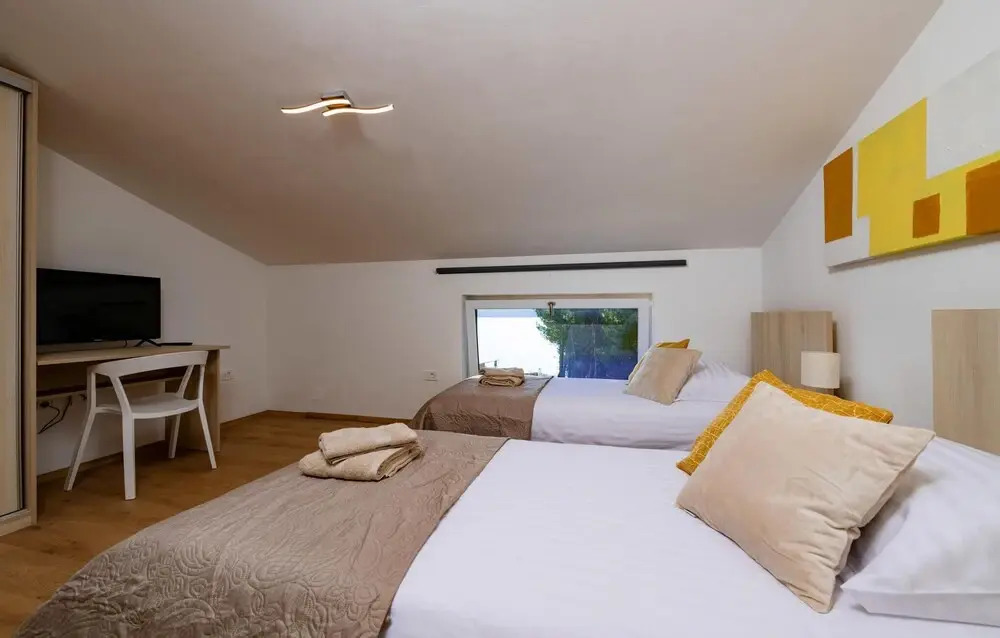 Awesome Home In Medulin