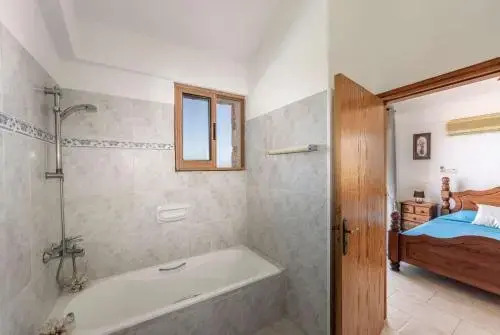 Villa Antonis