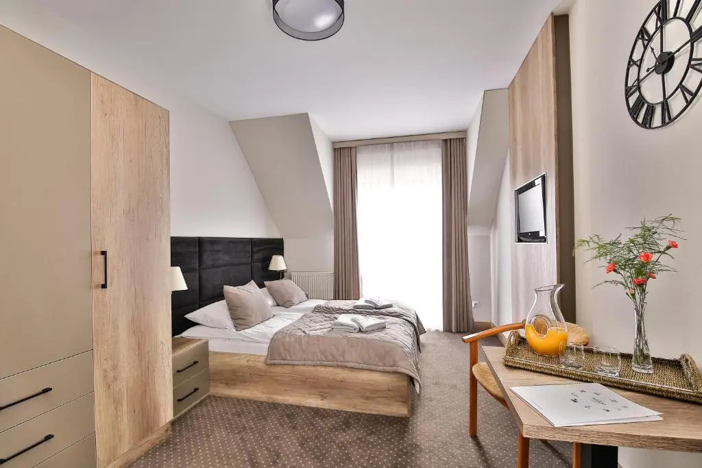 Hotel Kompleks Beskid z basenem i stokiem narciarskim - blisko Babiej Góry