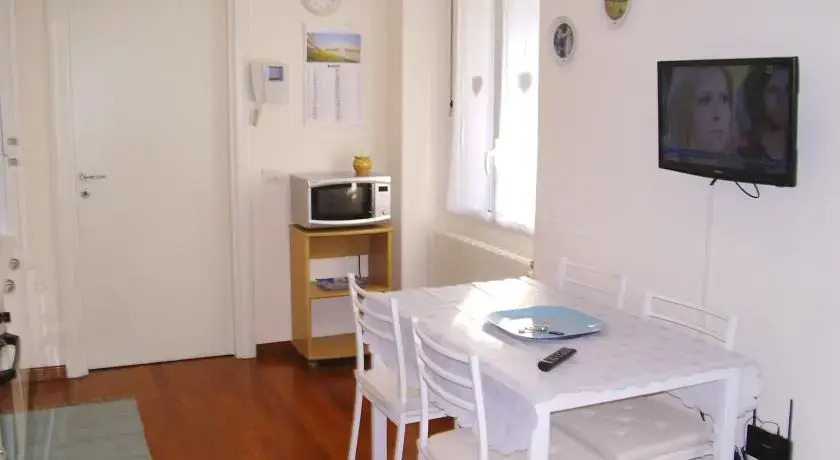 Zara Cosy & Cheap Apartment