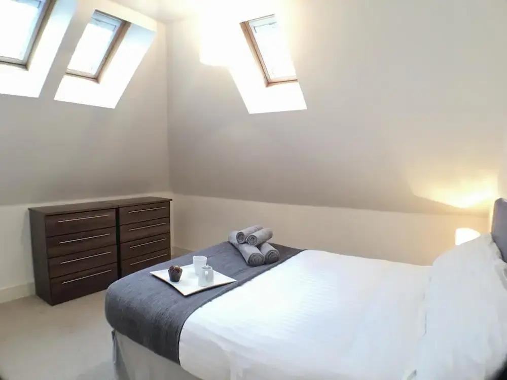 Luxurious Wessex Apartment