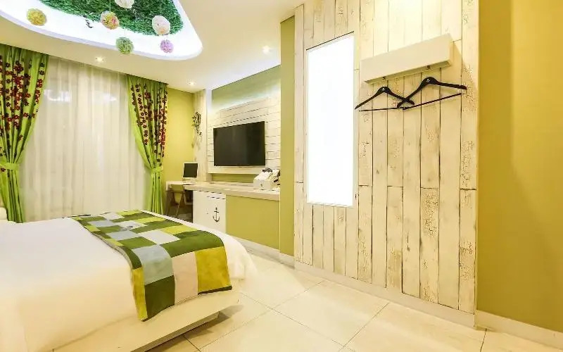 Yeosu Marina Self Check-in Motel