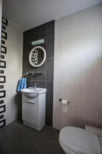 Merab Napa Suites