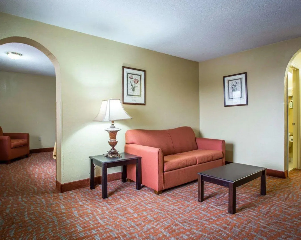 Quality Inn & Suites Monroe