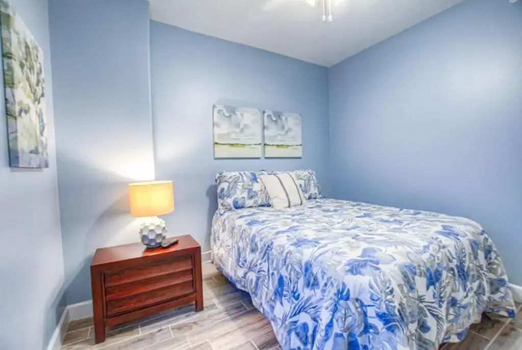 Ocean Reef 909! 4 BD 3 BA, Ocean View, And Amazing Location