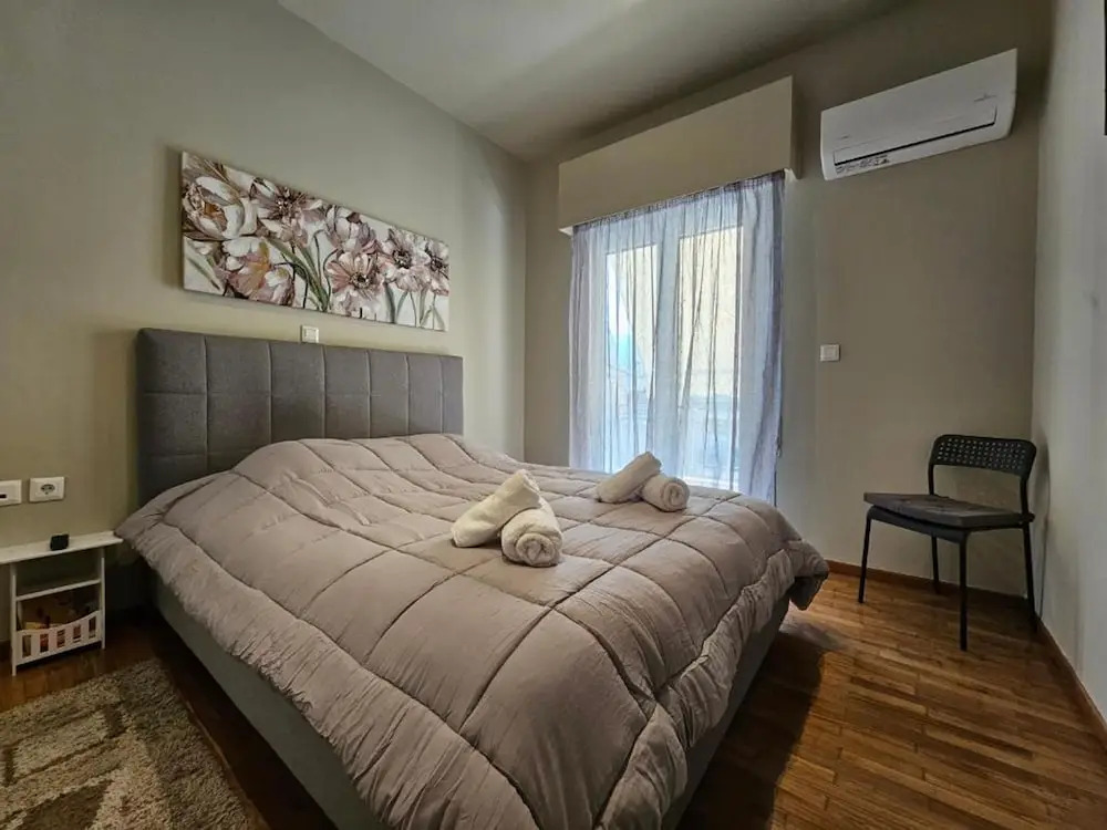 J G Luxury Apartment - Athens Town