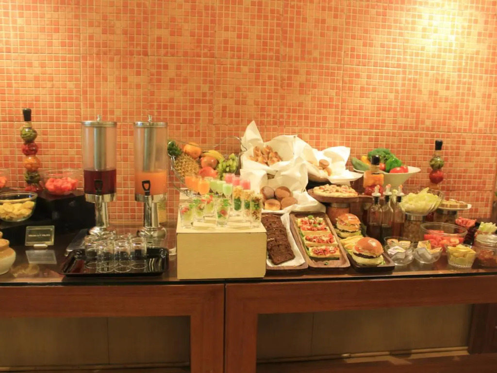 Hotel Park Central Koregaon Park