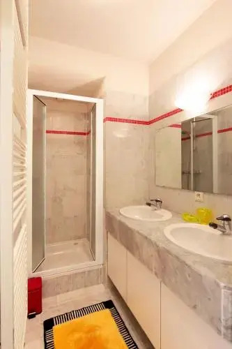 Fairway Apartment