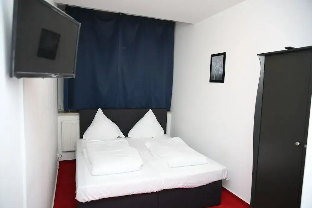 Twinhof
