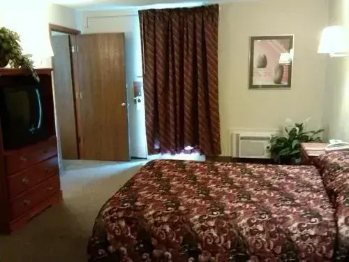 Woodridge Inn and Suites