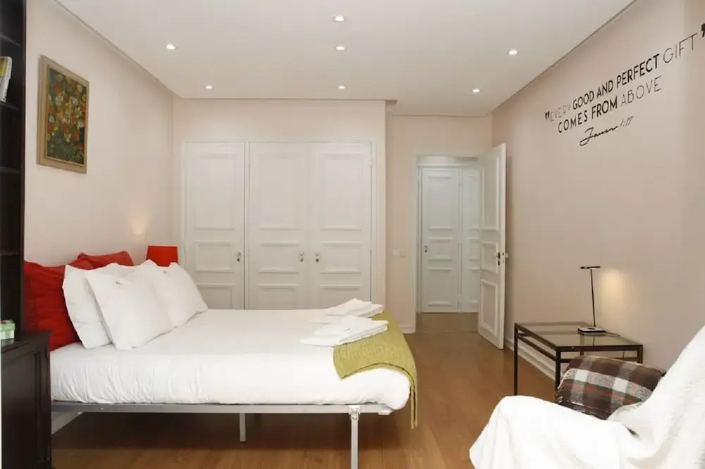 The Words Apartment in the Heart of Cascais