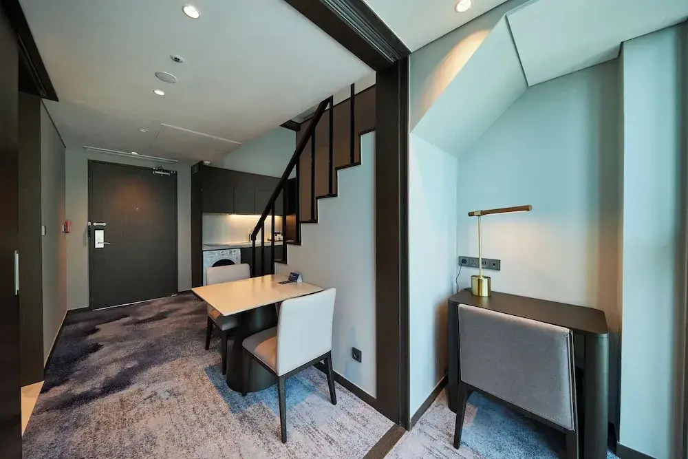 Hotel HLB