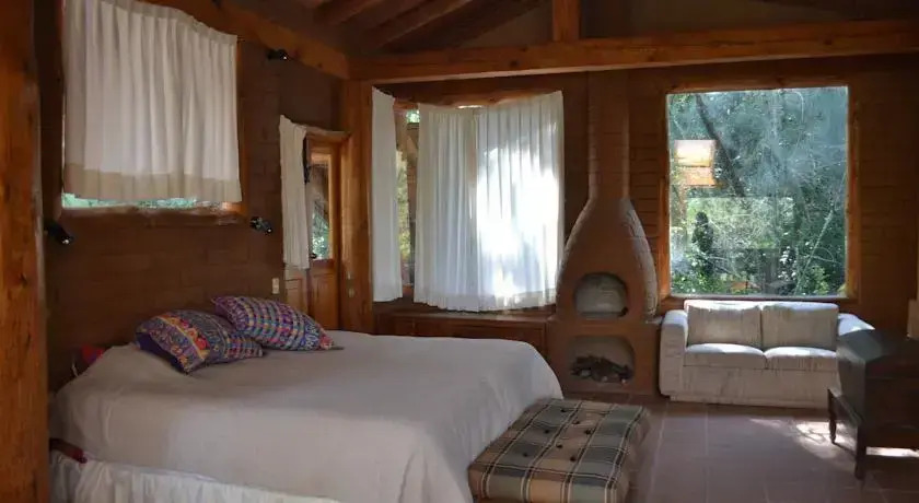 Los Corrales Suite