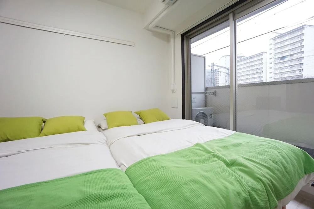 Terry's Apartment Namba West I E02C