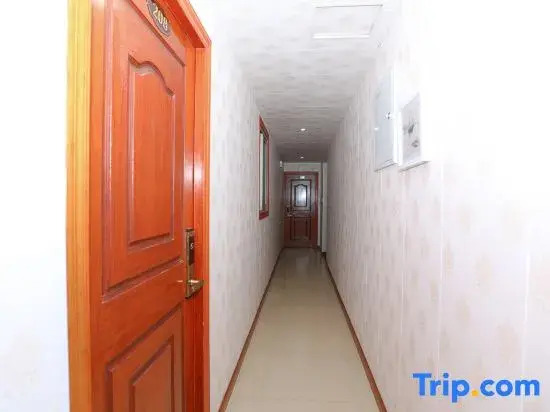 OYO Ningbo Aliang Hotel