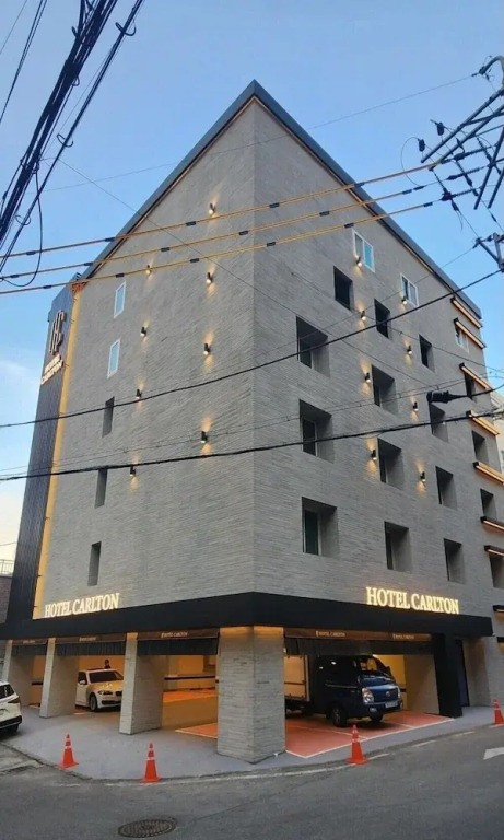 Carlton Hotel Bupyeong