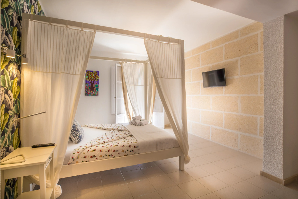 Bella Colina I Vintage Hotel 1953