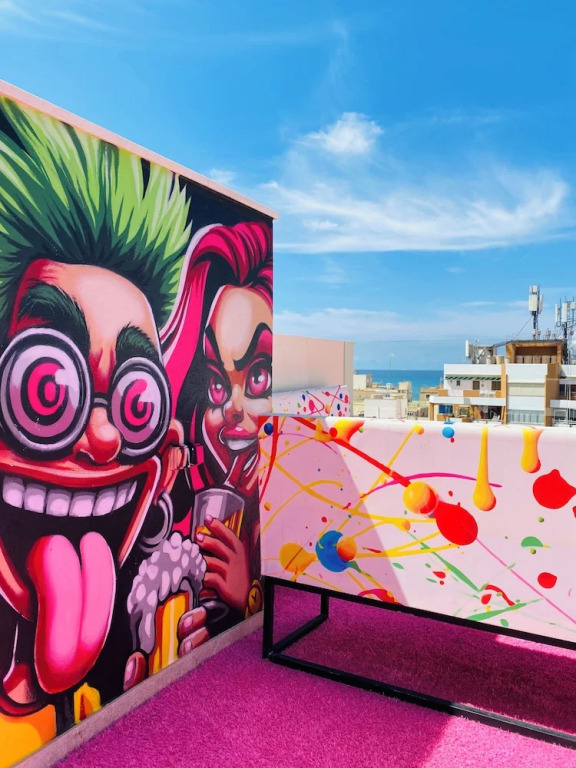 We Street Hostel - Albergue