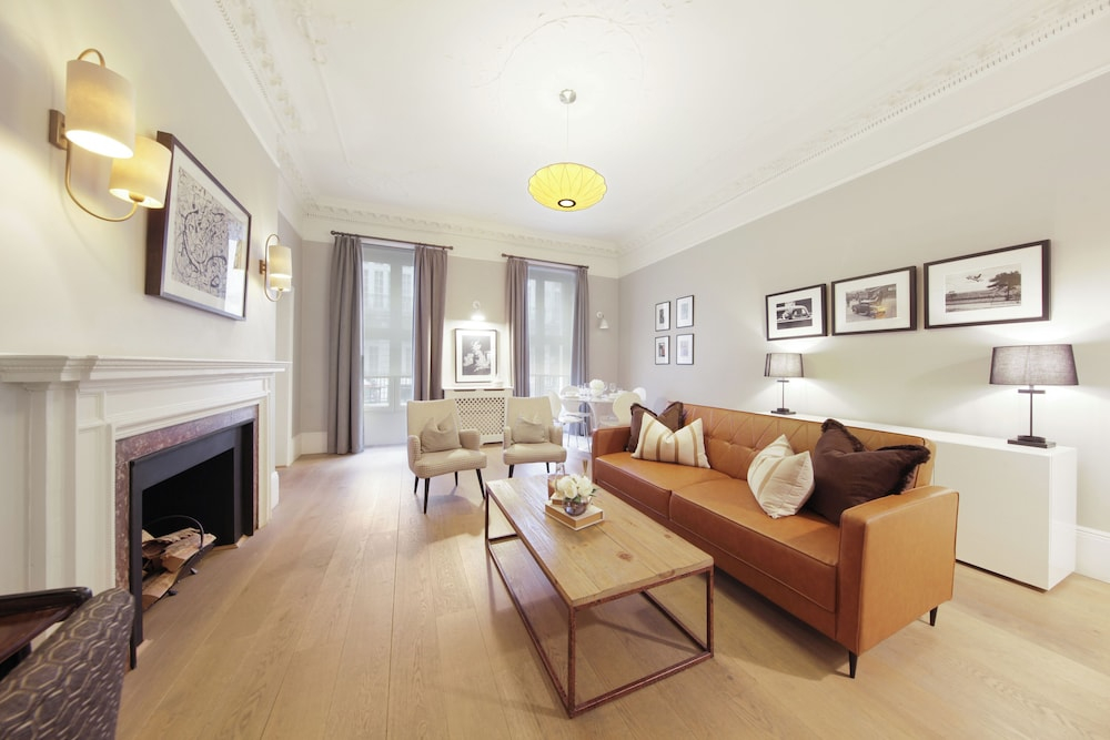 Hertford Flat 16