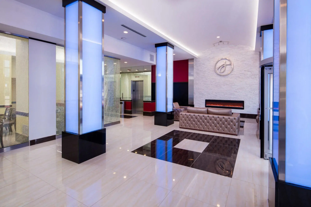 Jaslin Hotel