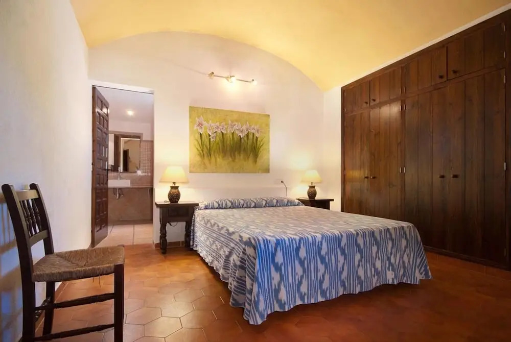 Villa - 4 Bedrooms with Pool and WiFi - 103163