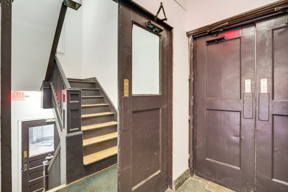 Pet-friendly Midtown Gem, 1 Mi to Dtwn Detroit