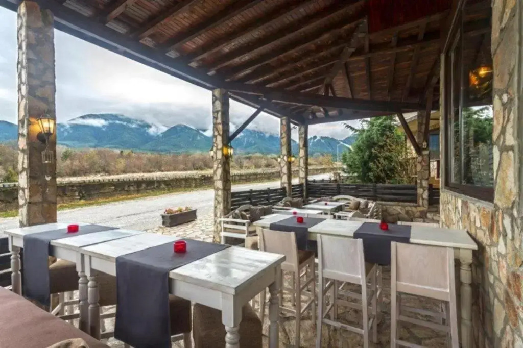 Lovely 1 Bedroom Apartment 5min FROM THE SKI LIFT!