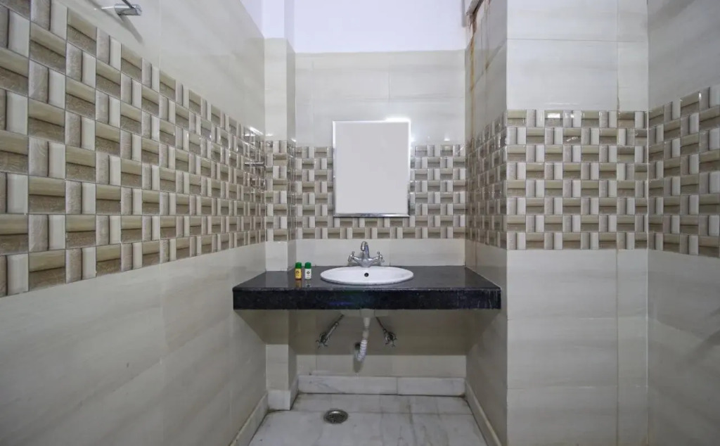 Hotel JMK International