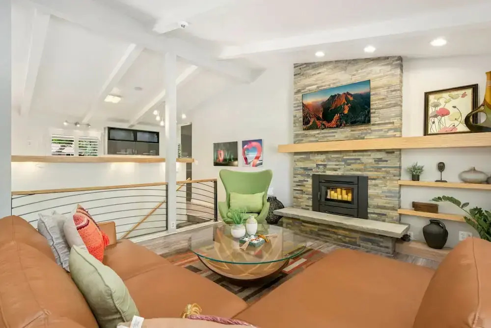The Foundry Escape - Hot Tub, Bikes & Game Room