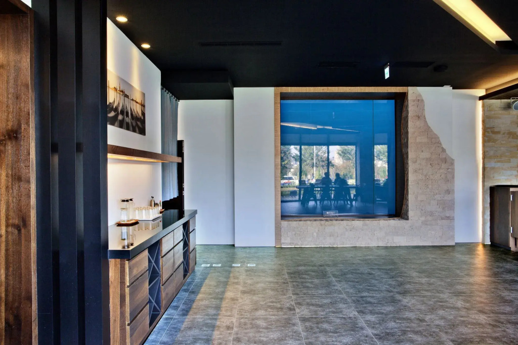 Divecube Hotel