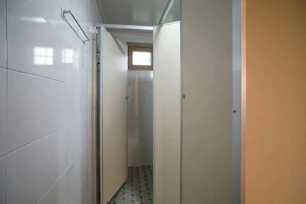 CLIP Guest House - Hostel
