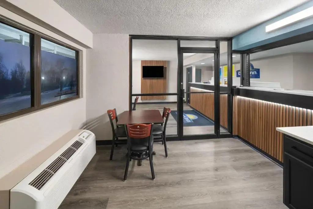 Days Inn by Wyndham Kansas City Northeast