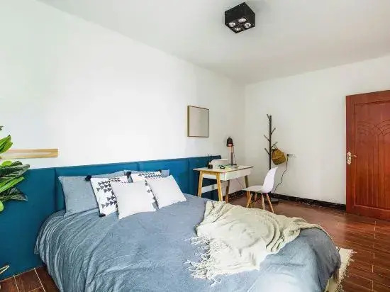 Jingjiang Chunshe Apartment (Guilin Railway Station Branch)