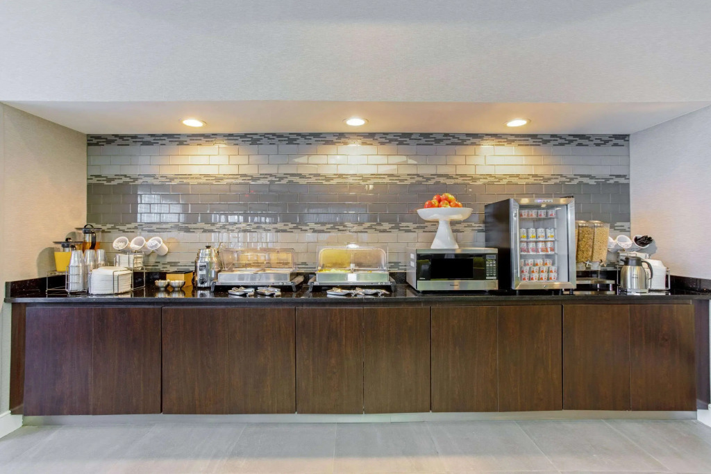 La Quinta Inn & Suites by Wyndham Panama City