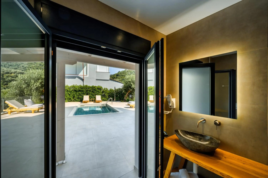 Suites of happiness