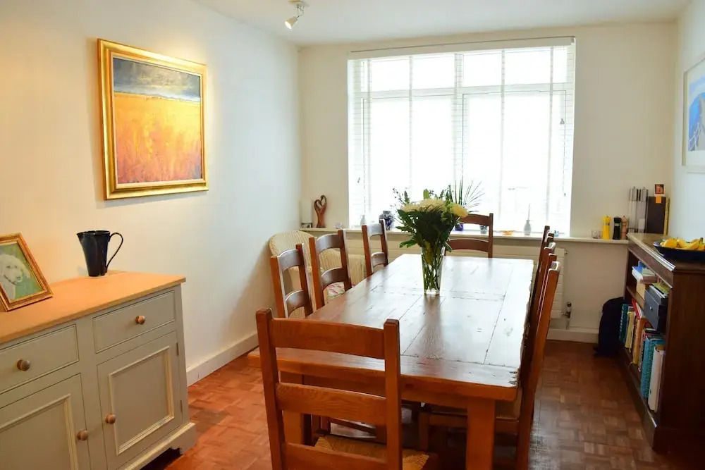 3 Bedroom Pimlico Home