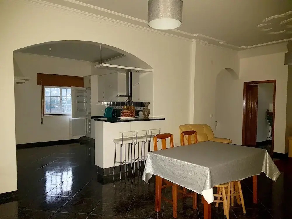 House With 4 Bedrooms in Montão, With Wonderful Mountain View and Furn