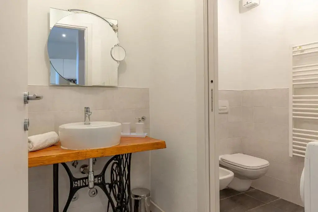 Moderno Loft a due passi dal lago