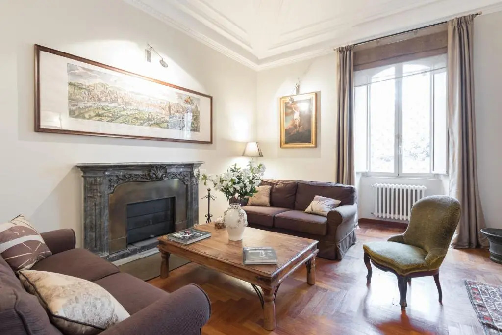 Amazing 4 bedrooms apartment with garden