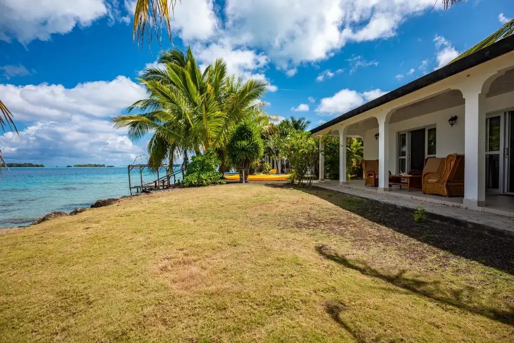 Waterfront paradise 2 br; stunning sunsets