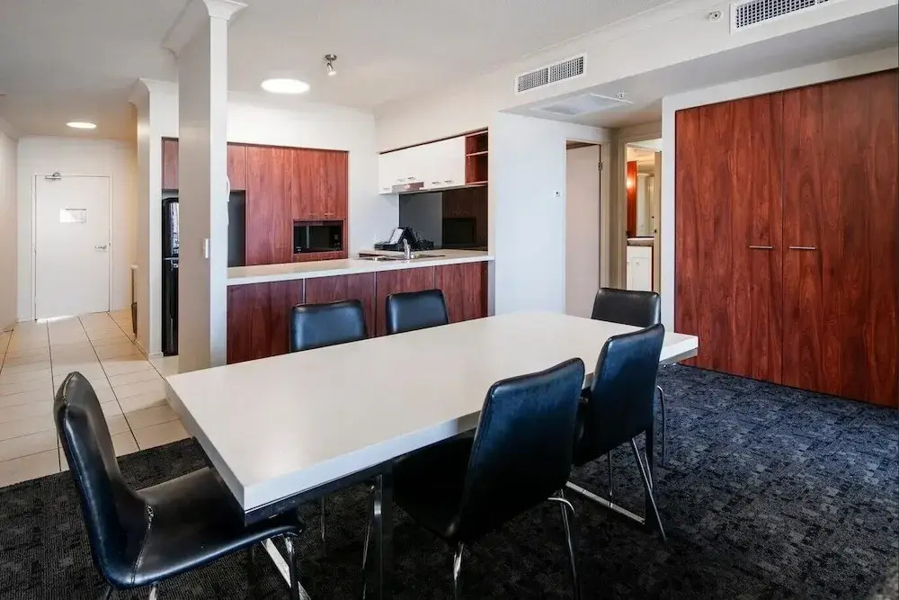 Towers of Chevron - Private Apartments - Hosted by Coastal Letting Co