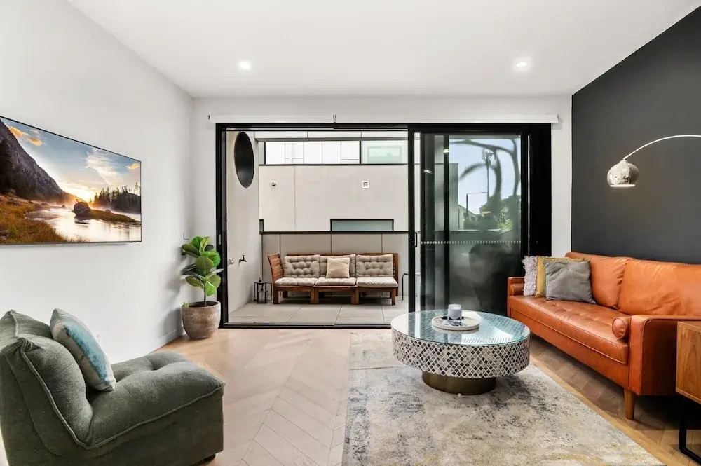 Chic Home With BBQ & Outdoor Dining