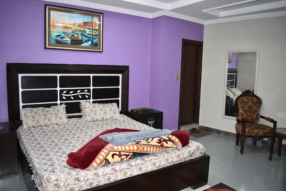 Rose Guest House