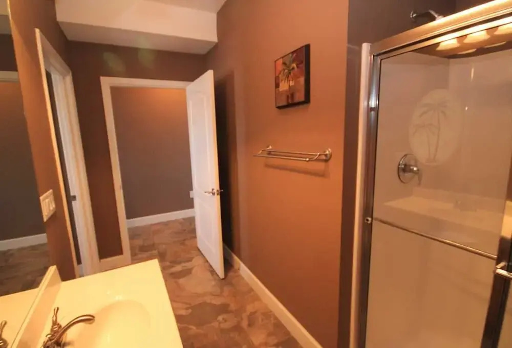 Lands End 654 - 2 Br Condo
