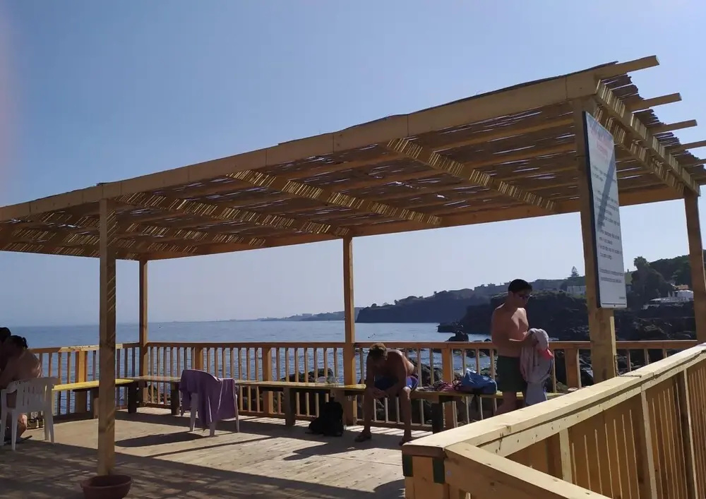 Nero Basalto Azzurro Mare